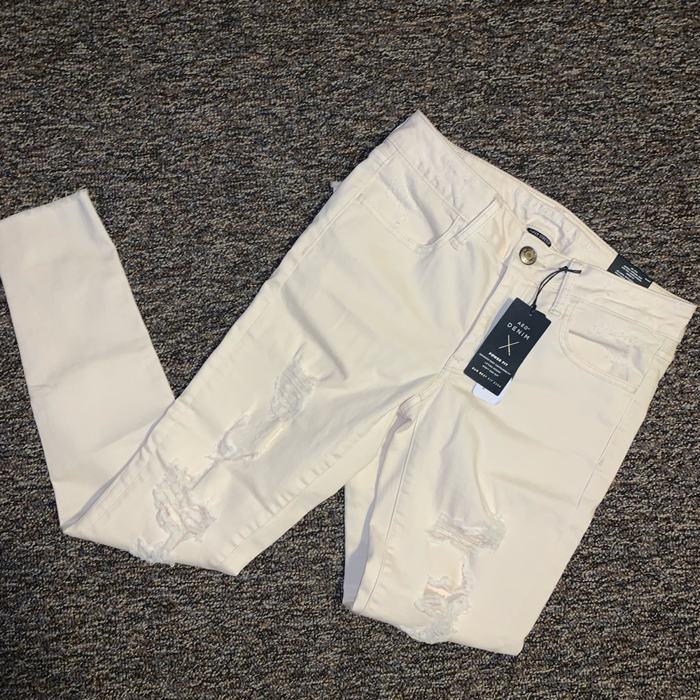 NWT American Eagle Jeans